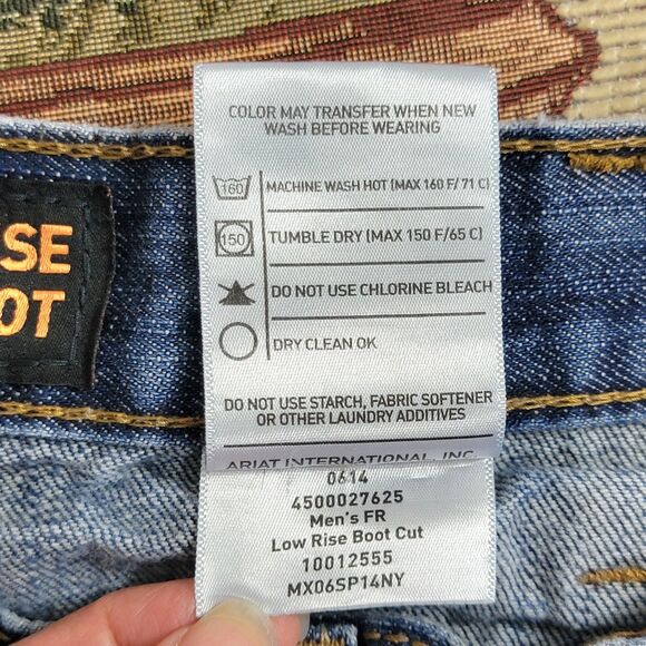 Ariat Jean Shorts Mens 38 Blue Low Rise M4 Boot FR Cut Offs Distressed Denim - Picture 10 of 10